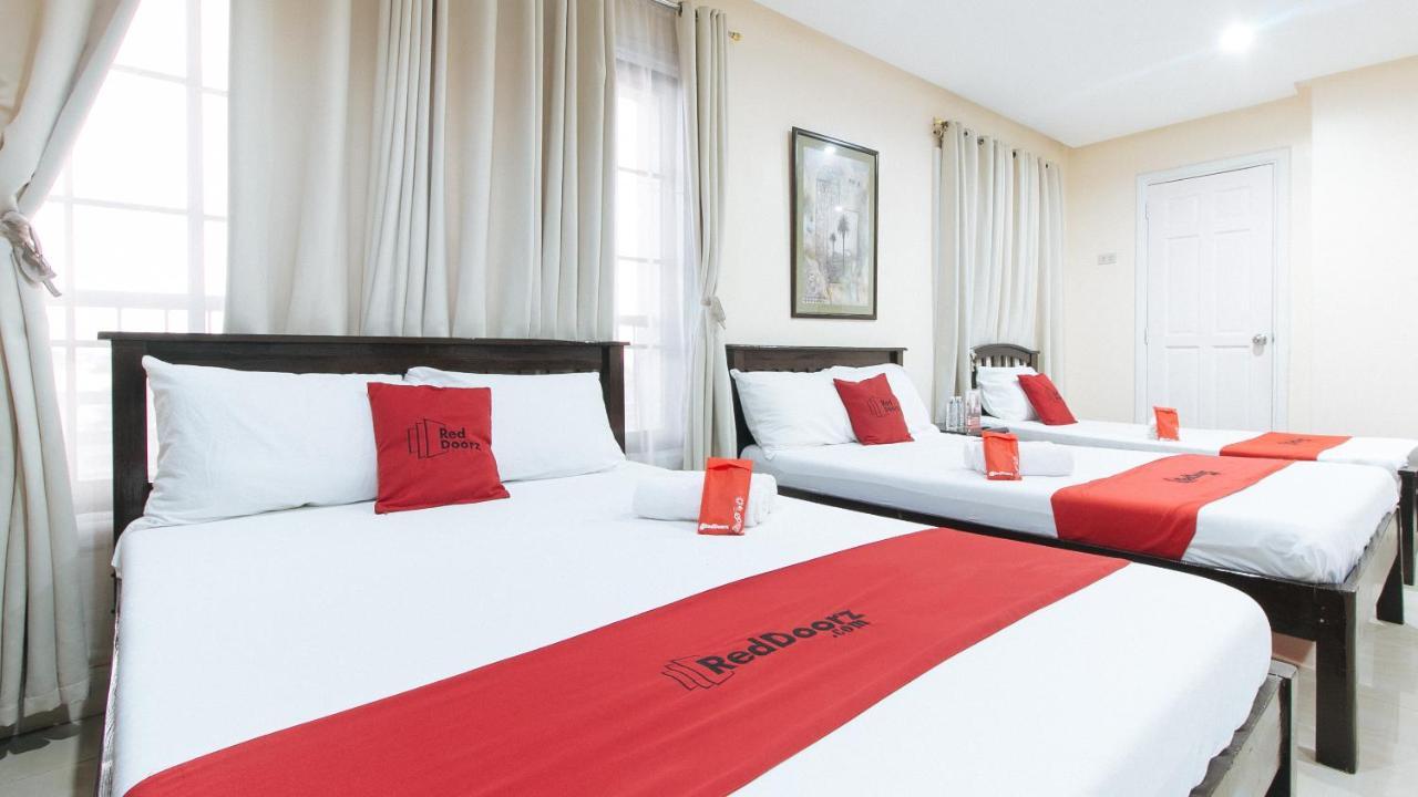 Reddoorz Plus @ Better Living Paranaque Paranaque City Eksteriør billede
