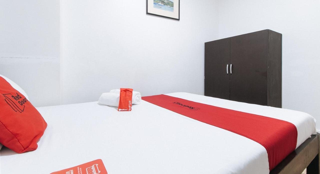 Reddoorz Plus @ Better Living Paranaque Paranaque City Eksteriør billede